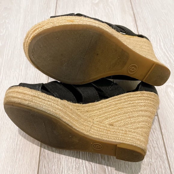 Target Merona black wedges - Picture 3 of 3